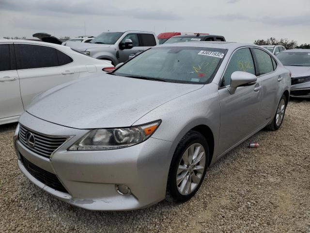 JTHBW1GG0D2014991 - 2013 LEXUS ES 300H SILVER photo 2