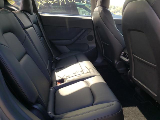 7SAYGDEE7NF320910 - 2022 TESLA MODEL Y رمادي صورة 6