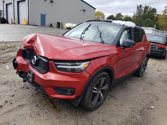 YV4162UM2M2601090 - 2021 VOLVO XC40 T5 R- RED photo 2