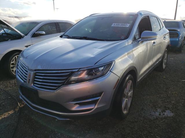 5LMCJ1C94HUL19182 - 2017 LINCOLN MKC PREMIE SILVER photo 2