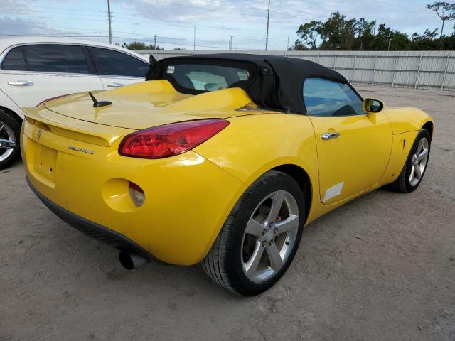 1G2MB35B27Y126576 - 2007 PONTIAC SOLSTICE YELLOW photo 4