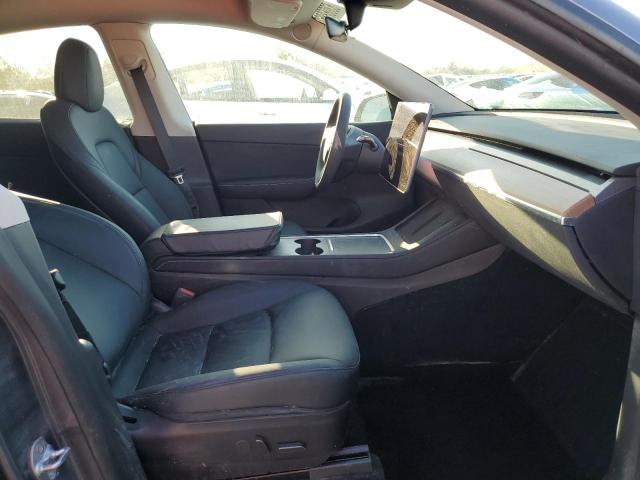 7SAYGDEF8NF451921 - 2022 TESLA MODEL Y رمادي صورة 5