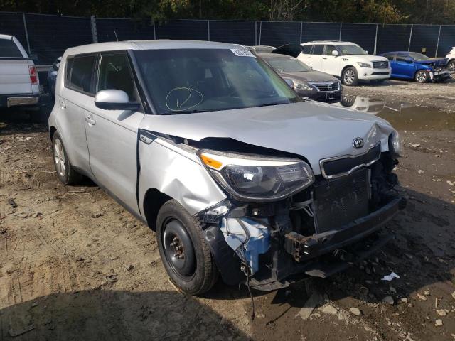 KNDJN2A22F7754082 - 2015 KIA SOUL SILVER photo 1