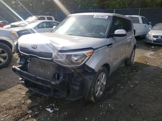 KNDJN2A22F7754082 - 2015 KIA SOUL SILVER photo 2