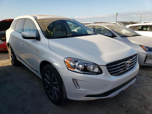 YV449MDK1G2790902 - 2016 VOLVO XC60 T6 PR WHITE photo 1