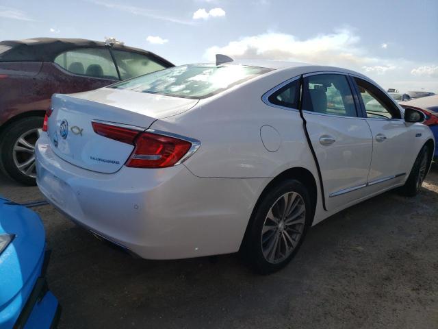 1G4ZP5SS7JU137604 - 2018 BUICK LACROSSE E WHITE photo 4