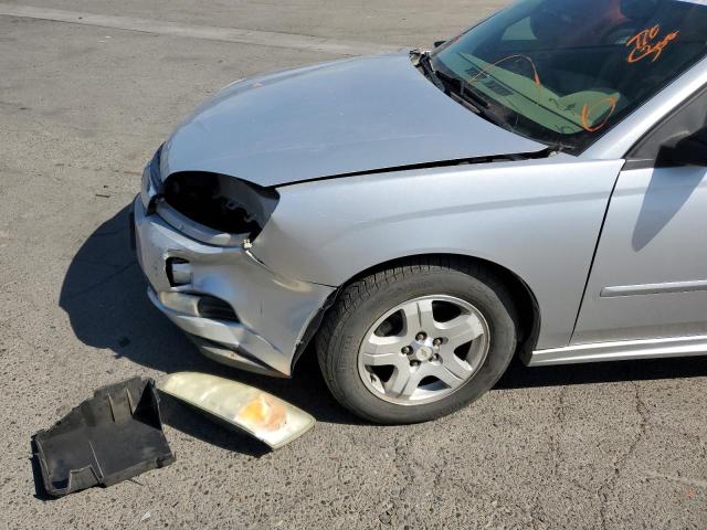 1G1ZU64885F108927 - 2005 CHEVROLET MALIBU MAX 银色 照片 9
