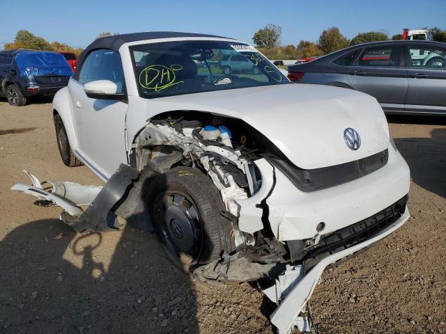 3VW517AT1GM821603 - 2016 VOLKSWAGEN BEETLE S/S 白色 照片 1