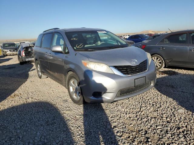 5TDKK3DCXCS209918 - 2012 TOYOTA SIENNA LE SILVER photo 1