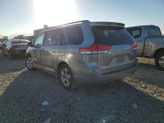 5TDKK3DCXCS209918 - 2012 TOYOTA SIENNA LE SILVER photo 3