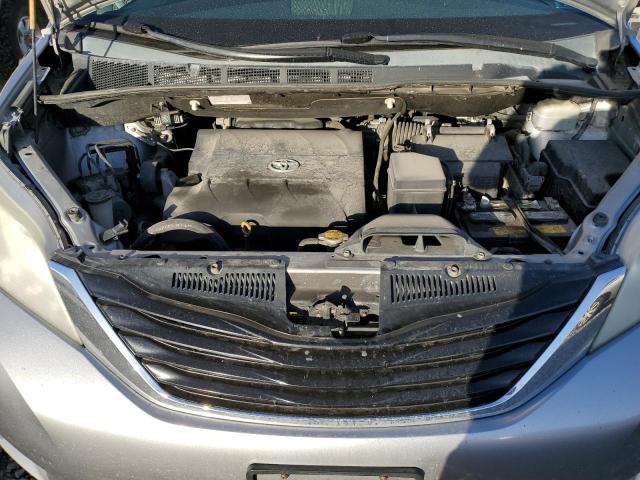 5TDKK3DCXCS209918 - 2012 TOYOTA SIENNA LE SILVER photo 7