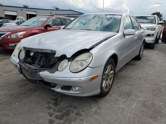 WDBUF26J35A610986 - 2005 MERCEDES-BENZ E 320 CDI SILVER photo 2