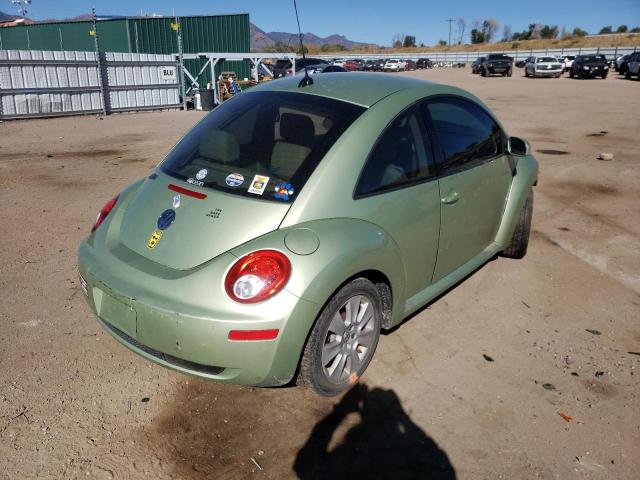 3VWPW31C38M523977 - 2008 VOLKSWAGEN NEW BEETLE 绿色 照片 4