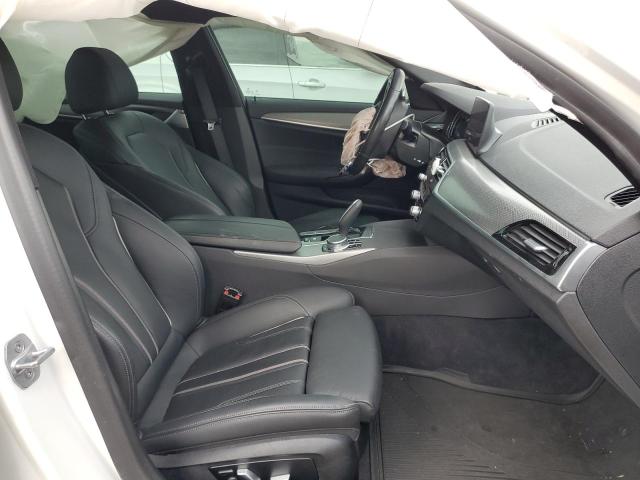 WBAJE7C56KG892753 - 2019 BMW 540 XI WHITE photo 5