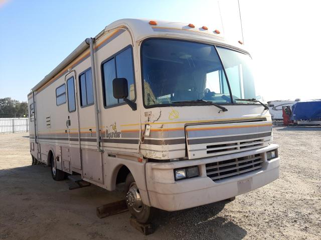 3FCMF53G9NJA05225 - 1992 FORD F530 SUPER WHITE photo 1