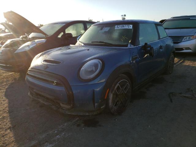 WMW13DJ03N2S10974 - 2022 MINI COOPER SE BLUE photo 2