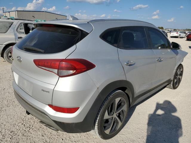 KM8J33AL0JU825824 - 2018 HYUNDAI TUCSON SPO SILVER photo 4