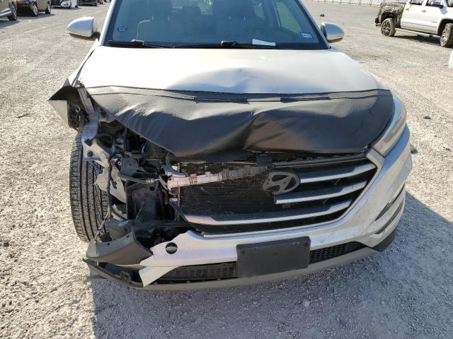 KM8J33AL0JU825824 - 2018 HYUNDAI TUCSON SPO SILVER photo 9