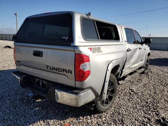 5TFDW5F10JX682934 - 2018 TOYOTA TUNDRA CRE GRAY photo 4