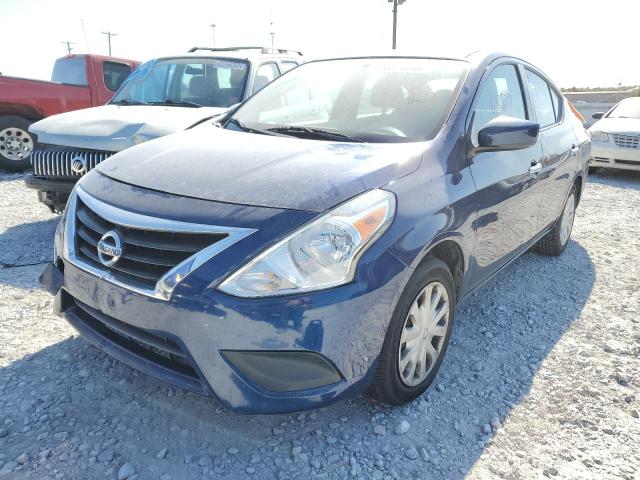 3N1CN7AP5JL855190 - 2018 NISSAN VERSA BLUE photo 2