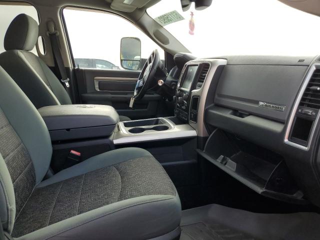 3C6UR5DL7GG113367 - 2016 RAM 2500 SLT 白色 照片 5