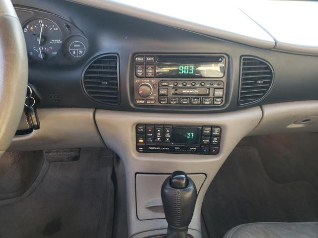 2G4WB55K611225813 - 2001 BUICK REGAL LS 白色 照片 9