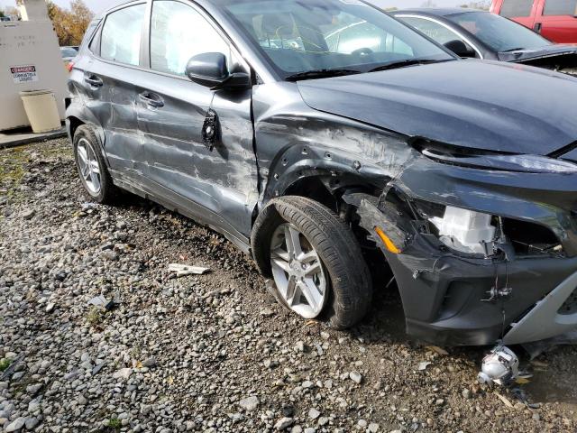 KM8K22AB3PU931055 - 2023 HYUNDAI KONA SE GRAY photo 9