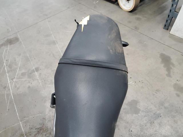 JKAEXEC149DA25523 - 2009 KAWASAKI EX650 C 黑色 照片 6