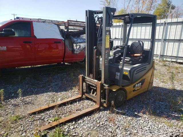 FN603248 - 2019 CATERPILLAR FORKLIFT YELLOW photo 2