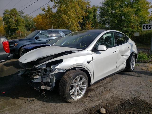 5YJYGDEE5LF007199 - 2020 TESLA MODEL Y Белый фото 2