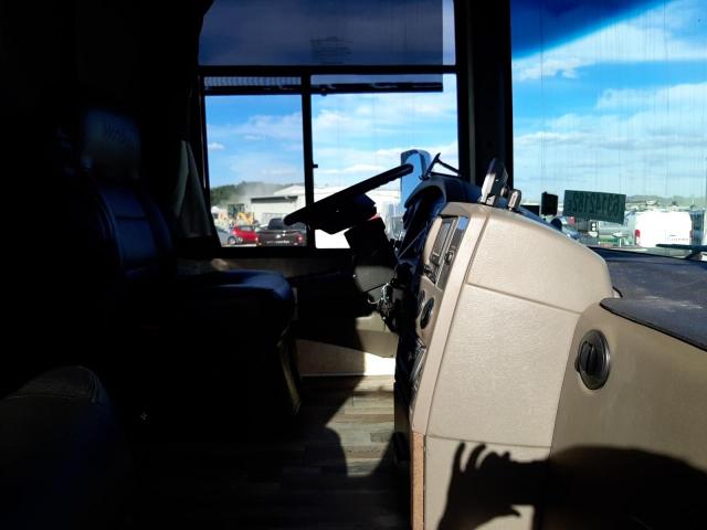 4UZACJDT39CAF9359 - 2009 FREIGHTLINER CHASSIS XC ვერცხლისფერი ფოტო 5