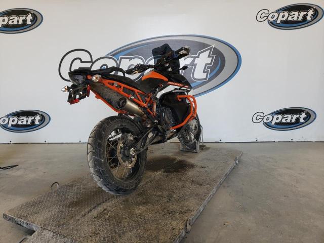 VBKTR6403MM822370 - 2021 KTM 890 ADVENT TWO TONE photo 4