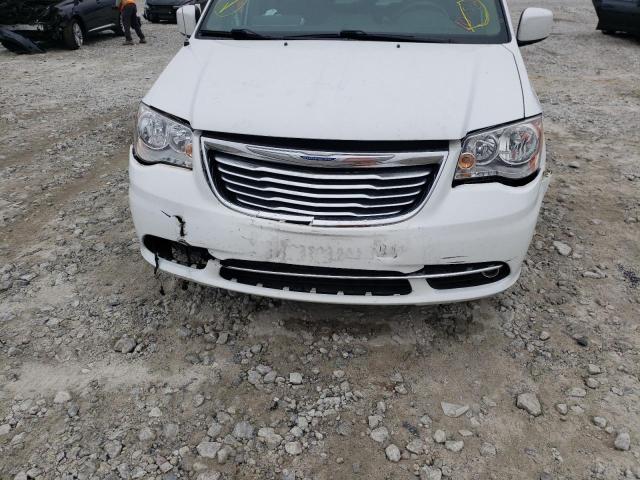 2C4RC1BG0GR293946 - 2016 CHRYSLER TOWN & COU WHITE photo 9