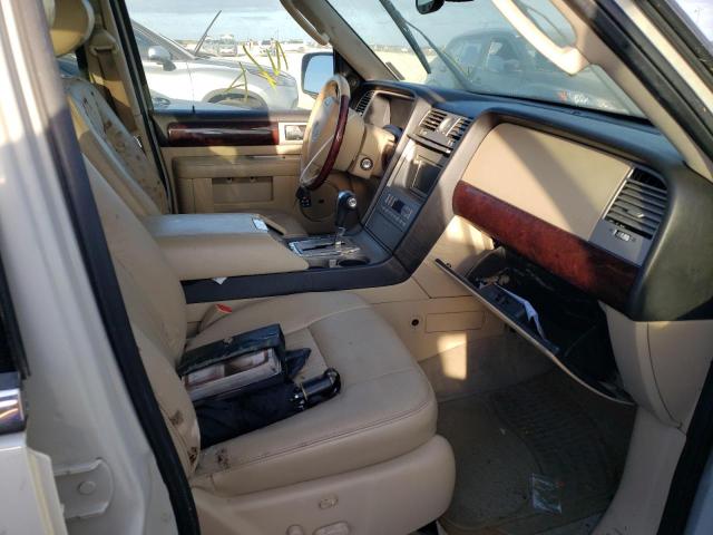 5LMFU285X5LJ01197 - 2005 LINCOLN NAVIGATOR 米色 照片 5