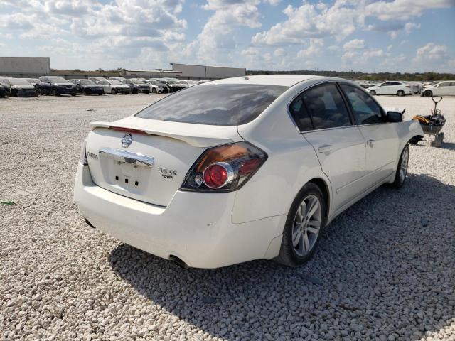 1N4BL2AP3BN461907 - 2011 NISSAN ALTIMA SR WHITE photo 4