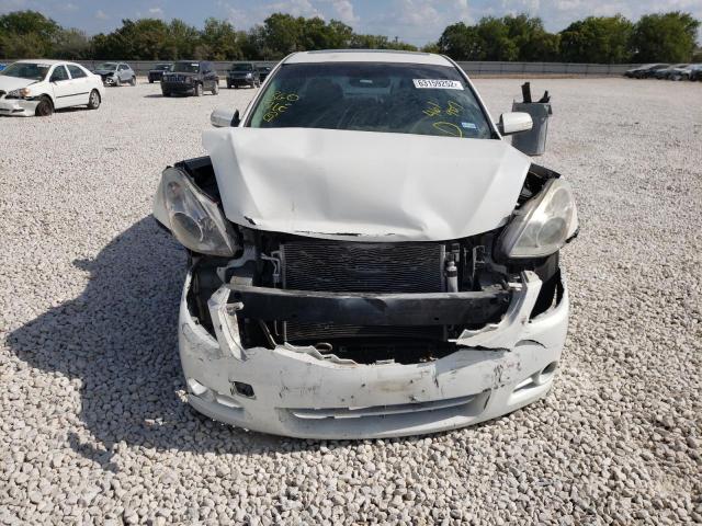 1N4BL2AP3BN461907 - 2011 NISSAN ALTIMA SR WHITE photo 9