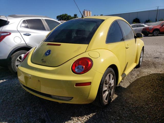 3VWRW3AG2AM018790 - 2010 VOLKSWAGEN NEW BEETLE 黄色 照片 4