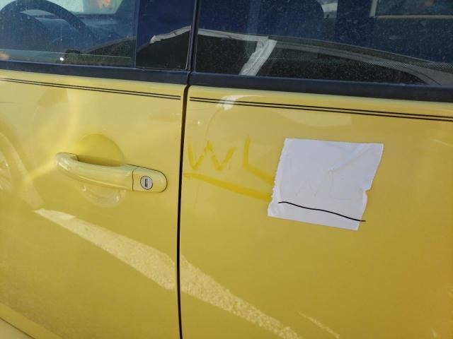 3VWRW3AG2AM018790 - 2010 VOLKSWAGEN NEW BEETLE 黄色 照片 9