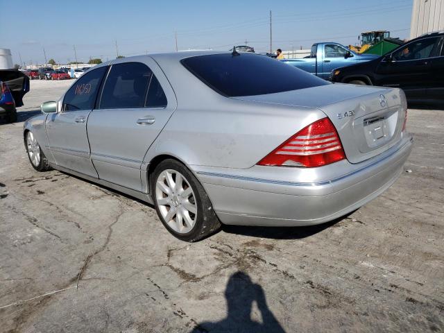 WDBNG70JX1A212868 - 2001 MERCEDES-BENZ S 430 SILVER photo 3