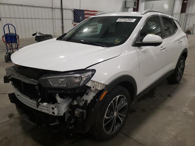 KL4MMESL5LB114721 - 2020 BUICK ENCORE GX WHITE photo 2