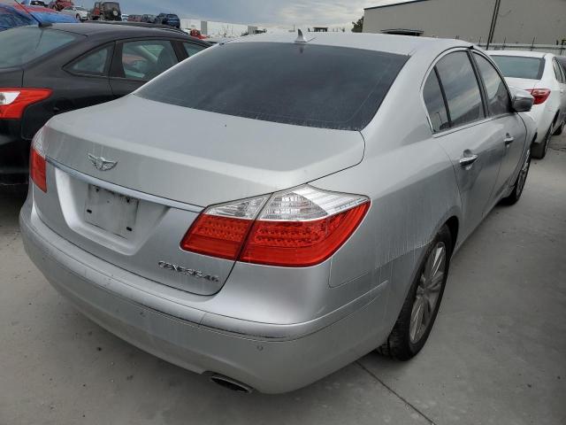 KMHGC4DF3BU132219 - 2011 HYUNDAI GENESIS 4. SILVER photo 4