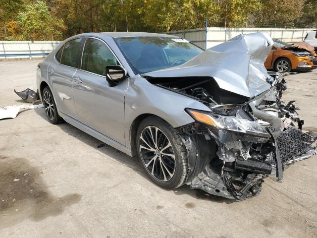 4T1B11HK5KU280460 - 2019 TOYOTA CAMRY 4D 2 SILVER photo 1