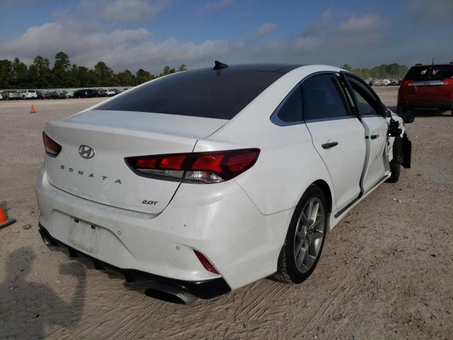 5NPE34AB3KH821393 - 2019 HYUNDAI SONATA LIM WHITE photo 4