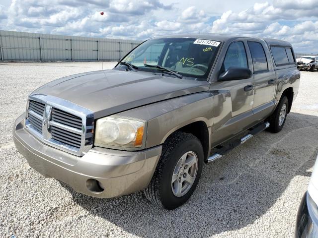 1D7HW48N66S528878 - 2006 DODGE DAKOTA QUA TAN photo 2