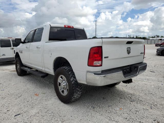 3C6UR5DL1JG395027 - 2018 RAM 2500 SLT 白色 照片 3
