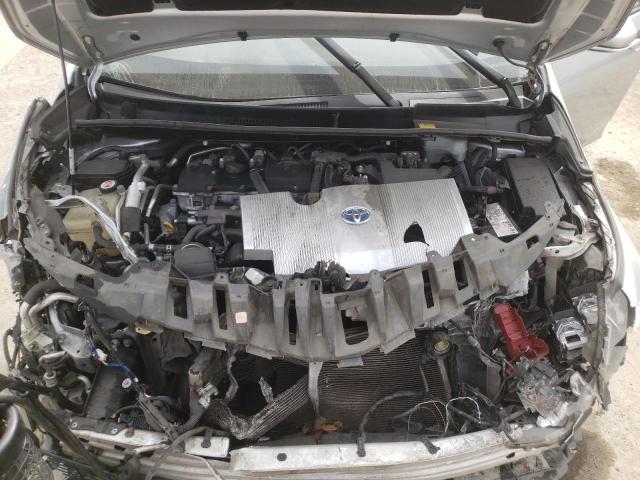 JTDKARFP2H3059317 - 2017 TOYOTA PRIUS PRIM 银色 照片 7