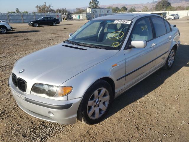 WBAAZ33463PH32610 - 2003 BMW 325I SILVER photo 2