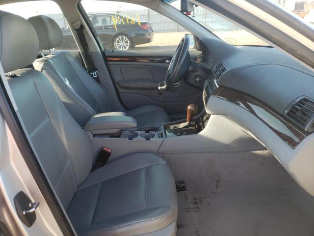WBAAZ33463PH32610 - 2003 BMW 325I ვერცხლისფერი ფოტო 5