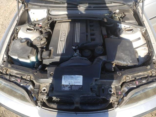 WBAAZ33463PH32610 - 2003 BMW 325I ვერცხლისფერი ფოტო 7