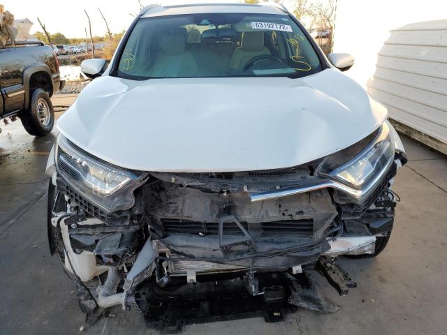 2HKRW2H94HH676924 - 2017 HONDA CR-V TOURI WHITE photo 9